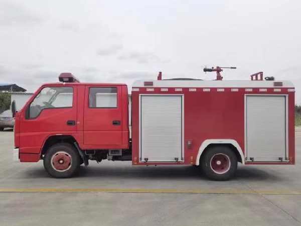 中潔牌XZL5060GXFSG15/J6型水罐消防車(chē)